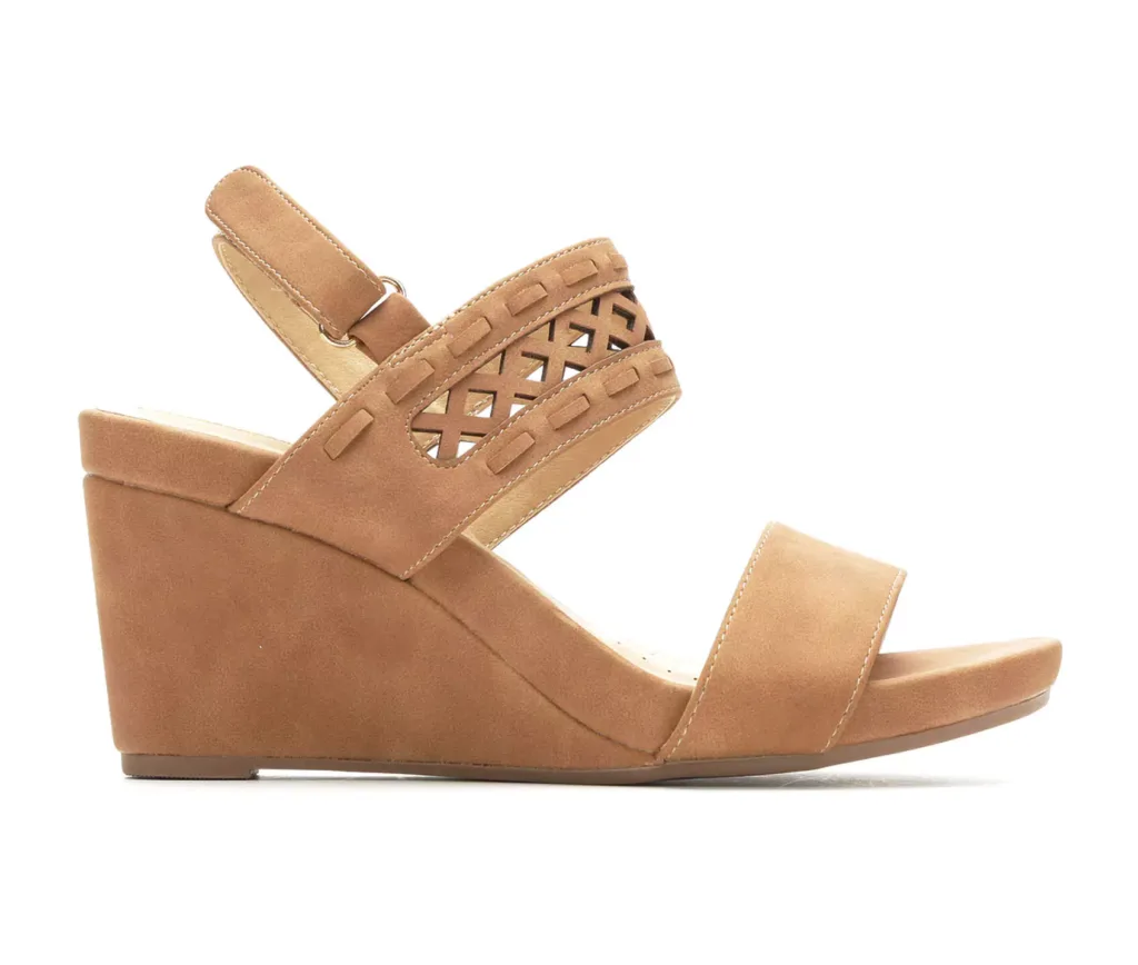 women's wedge shoes